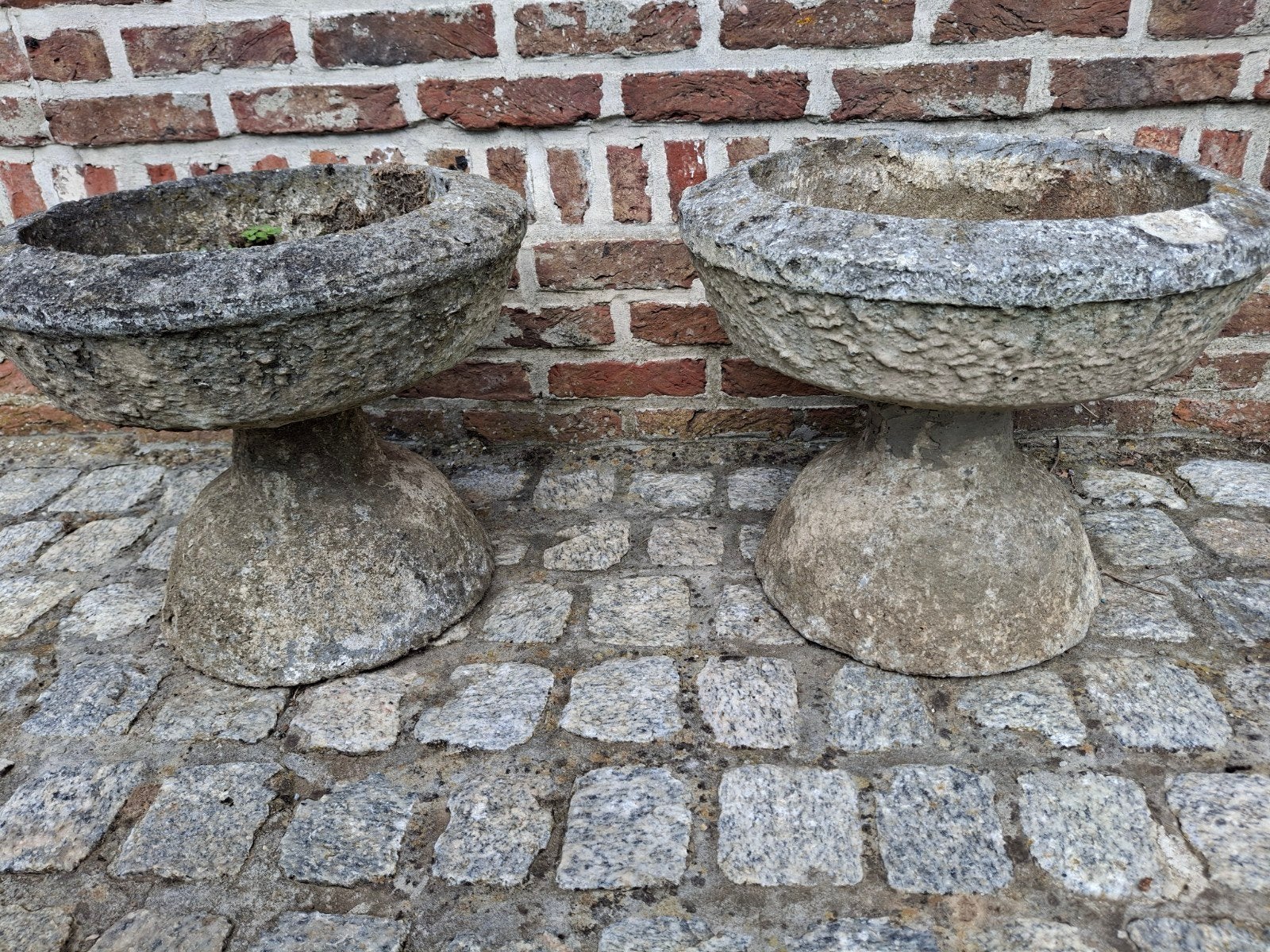 betonnen tuinvazen., Ophalen