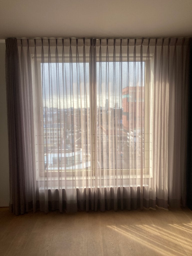 Rideau en voile luxe Kvadrat/Sahco Ash H 273cm - L +-280cm, Maison & Meubles, Autres marques, Comme neuf, Enlèvement, 273 cm