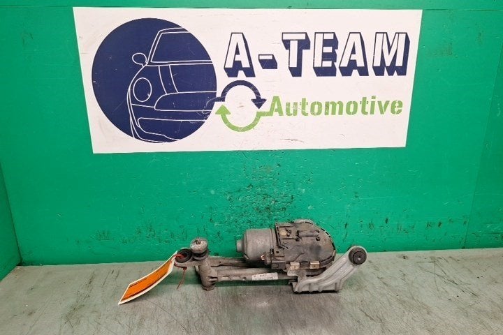 MOTEUR + TRINGLERIE ESSUIE GLACE AVANT Seat Leon (1P1), Robert Bosch AG, Utilisé, Seat, Robert-Bosch-Allee 1
74232  Abstatt, DE