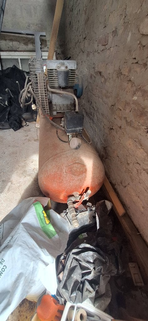 Compresseur de 300 litre, Bricolage & Construction, 100 litres ou plus, Enlèvement, Utilisé