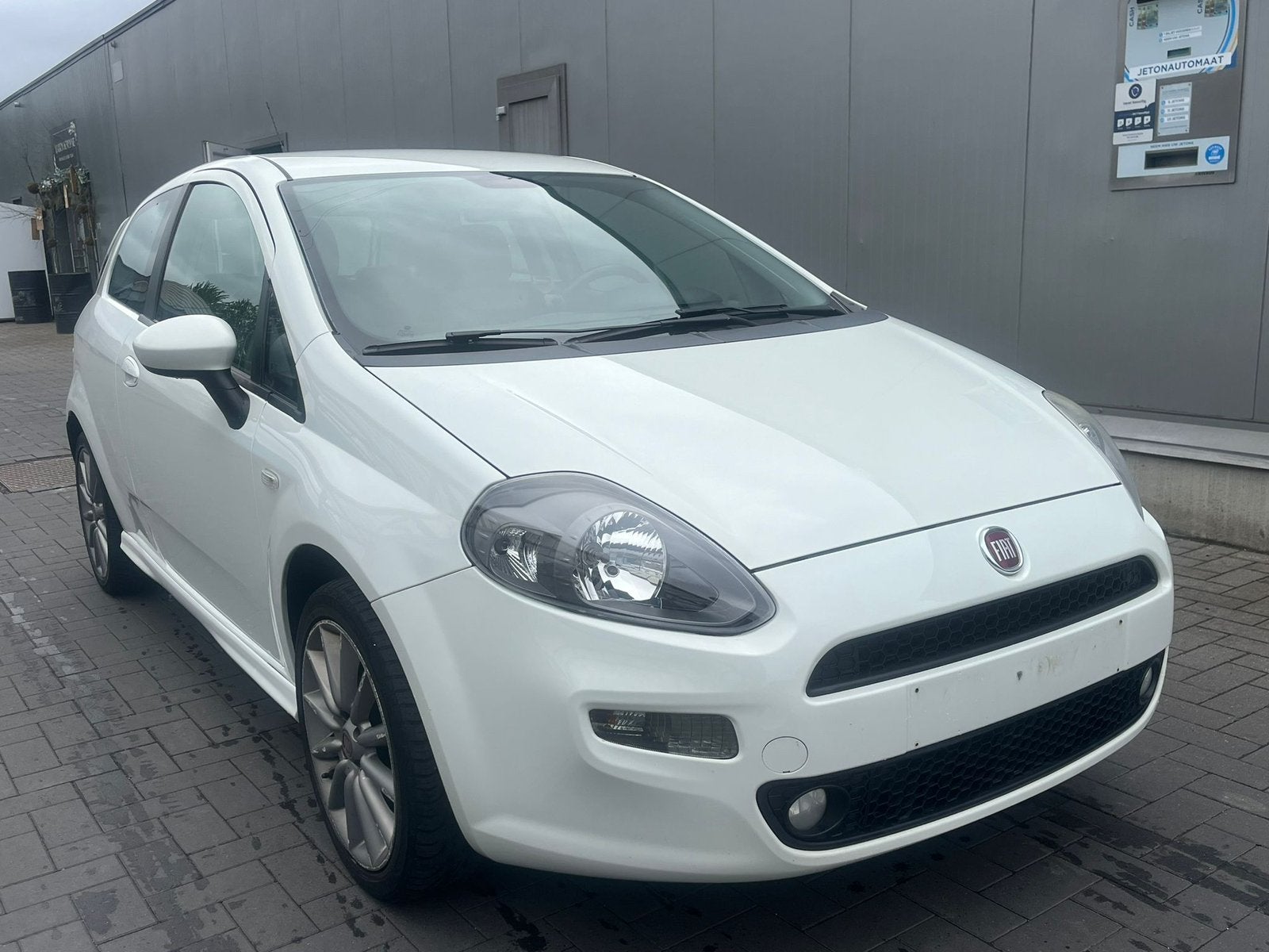 Fiat Punto 20113 benzine 107000km, Euro 5, Stof, 1242 cc, Wit