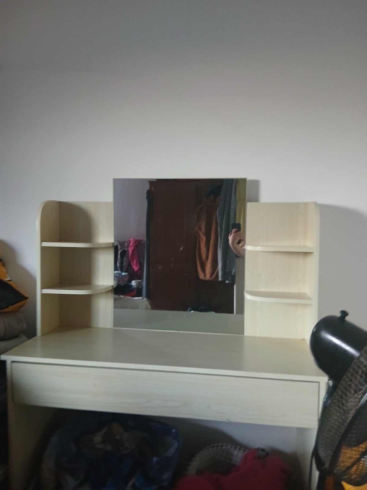 make up tafel beige wit, Ophalen