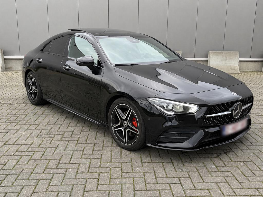Mercedes benz cla 180d Amg line, Auto's, Automaat, CLA, Euro 6, Zwart