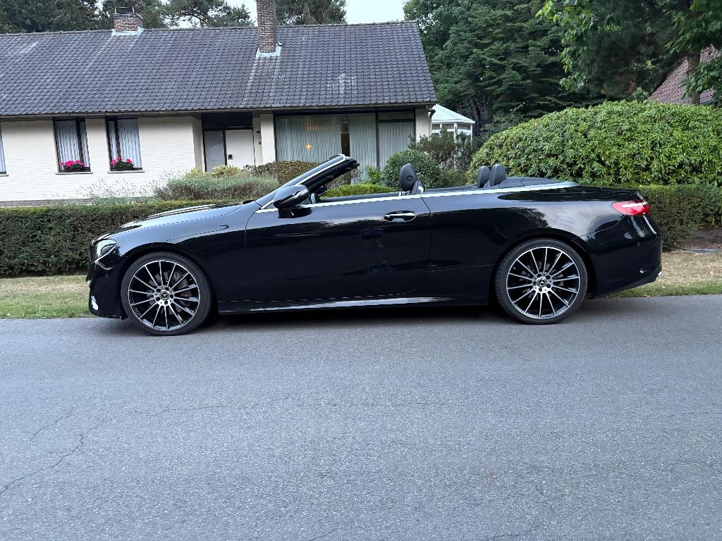 mercedes E200 Cabrio Benzine, Auto's, Automaat, 4 zetels, Cabriolet, Zwart