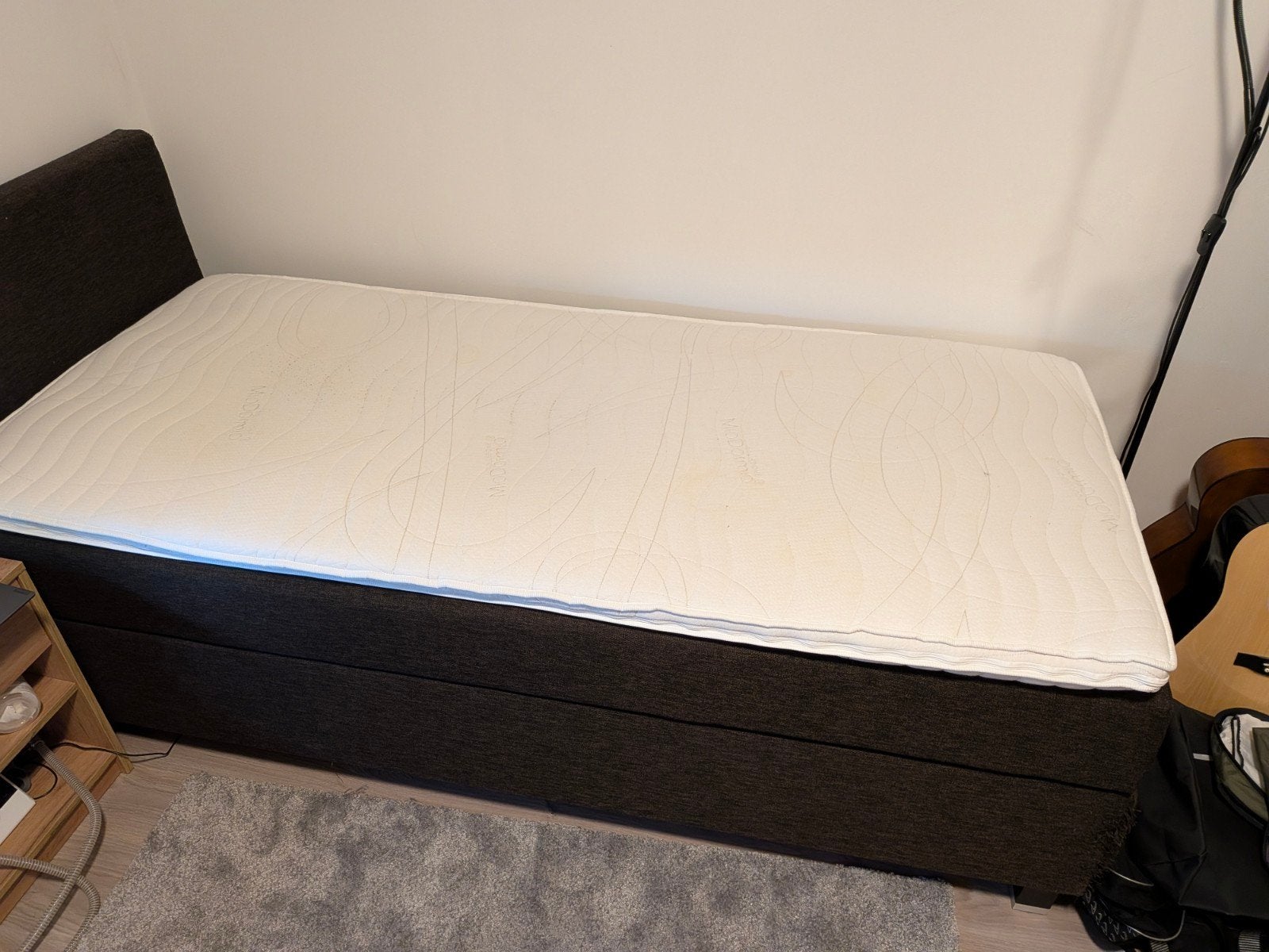 Gratis boxspring 90x200, Huis en Inrichting, Slaapkamer | Boxsprings, Ophalen, Gebruikt, 90 cm, Eenpersoons