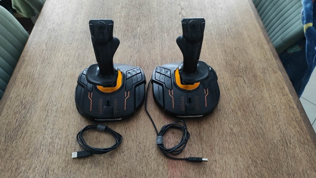 Thrustmaster T16000M Dual Joysticks, Computers en Software, Joysticks, Zo goed als nieuw, Ophalen