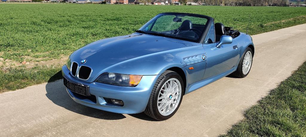 BMW Z3 1.8 1996, Achterwielaandrijving, Zwart, 4 cilinders, Cabriolet