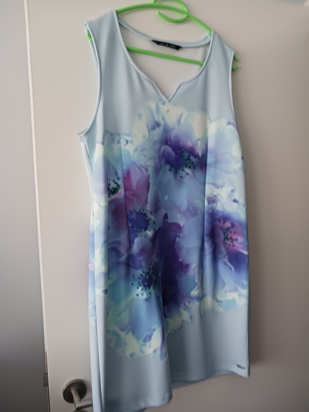 Kleed merk Vila Joy te koop.M 42, Kleding | Dames, Jurken, Ophalen, Maat 42/44 (L), Zo goed als nieuw, Vila Joy