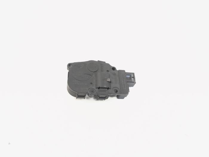 Clapet chauffage moteur d'un Audi A4, Autos : Pièces & Accessoires, Moteurs & Accessoires, Audi, Utilisé, 3 mois de garantie, Enlèvement ou Envoi
