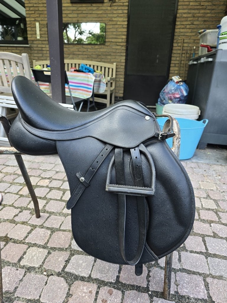 Nieuw wintec veelzijdigheids zadel 16,5 inch, Dieren en Toebehoren, Wintec, Ophalen of Verzenden, S (16 of 16.5 inch), Recreatie