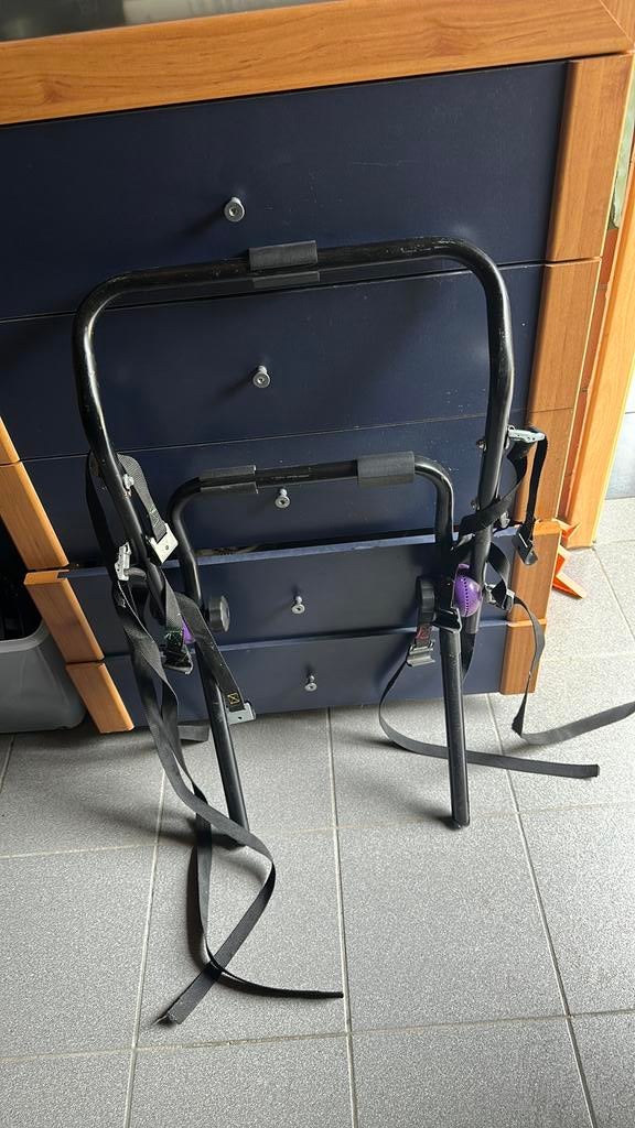 Fietsenrek, Ophalen, 2 fietsen, Gebruikt