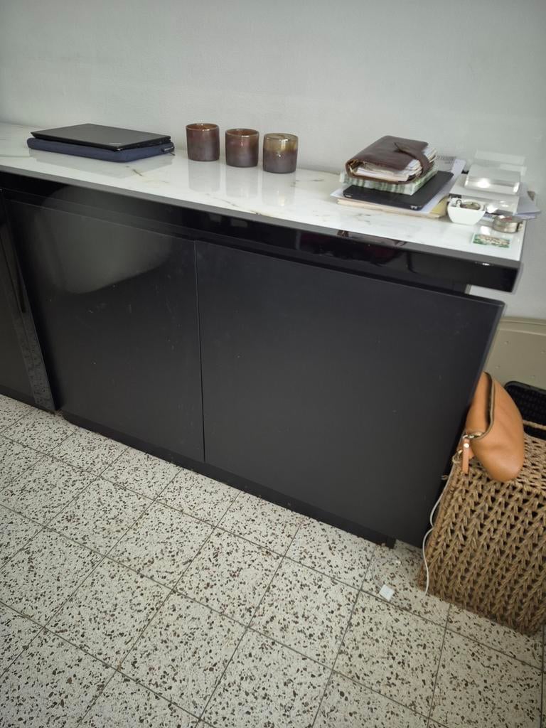1 set mooie solide dressoire kast met wit marmeren blad, Ophalen