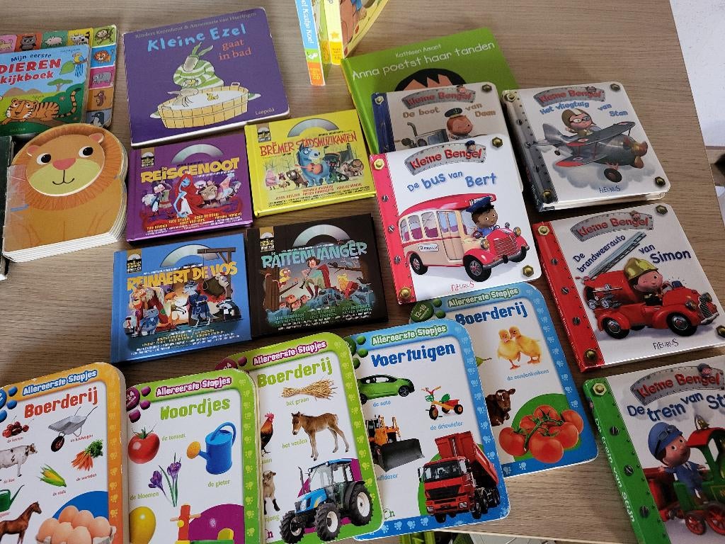 25 Kinderboeken Jules, dierenboeken, voertuigen, sprookjes.., Fictie algemeen, Jongen of Meisje, 4 jaar, Ophalen