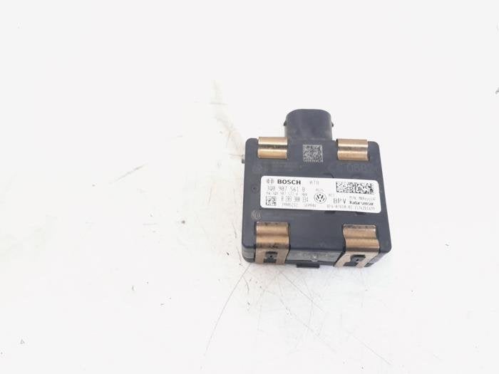 Radar sensor van een Volkswagen Passat, Gebruikt, -, Volkswagen, -