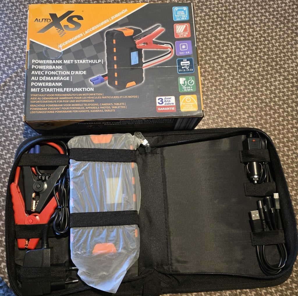 batterie externe avec aide au démarrage de la voiture, Autos : Pièces & Accessoires, Enlèvement ou Envoi, Neuf