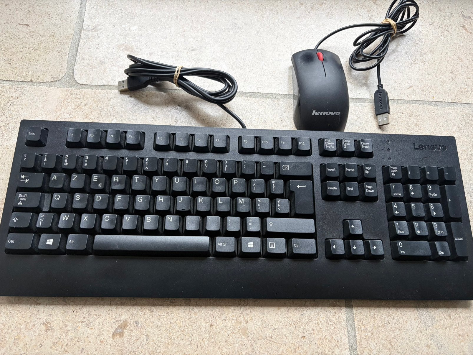 Lenovo KBBH21 toetsenbord met muis, Computers en Software, Toetsenborden, Ophalen of Verzenden, Azerty, Gebruikt, Bedraad