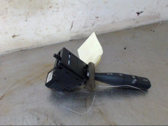 COMMUTATEUR CLIGNOTANT 306 Break (7E) (|625370|96247564ZL|), Utilisé, Peugeot