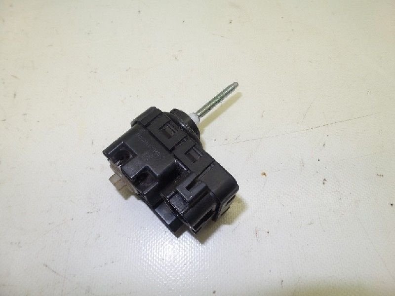 PHARE MOTEUR Toyota Yaris II (P9) (01-2005/12-2014), Autos : Pièces & Accessoires, Autres pièces automobiles, Toyota, Utilisé