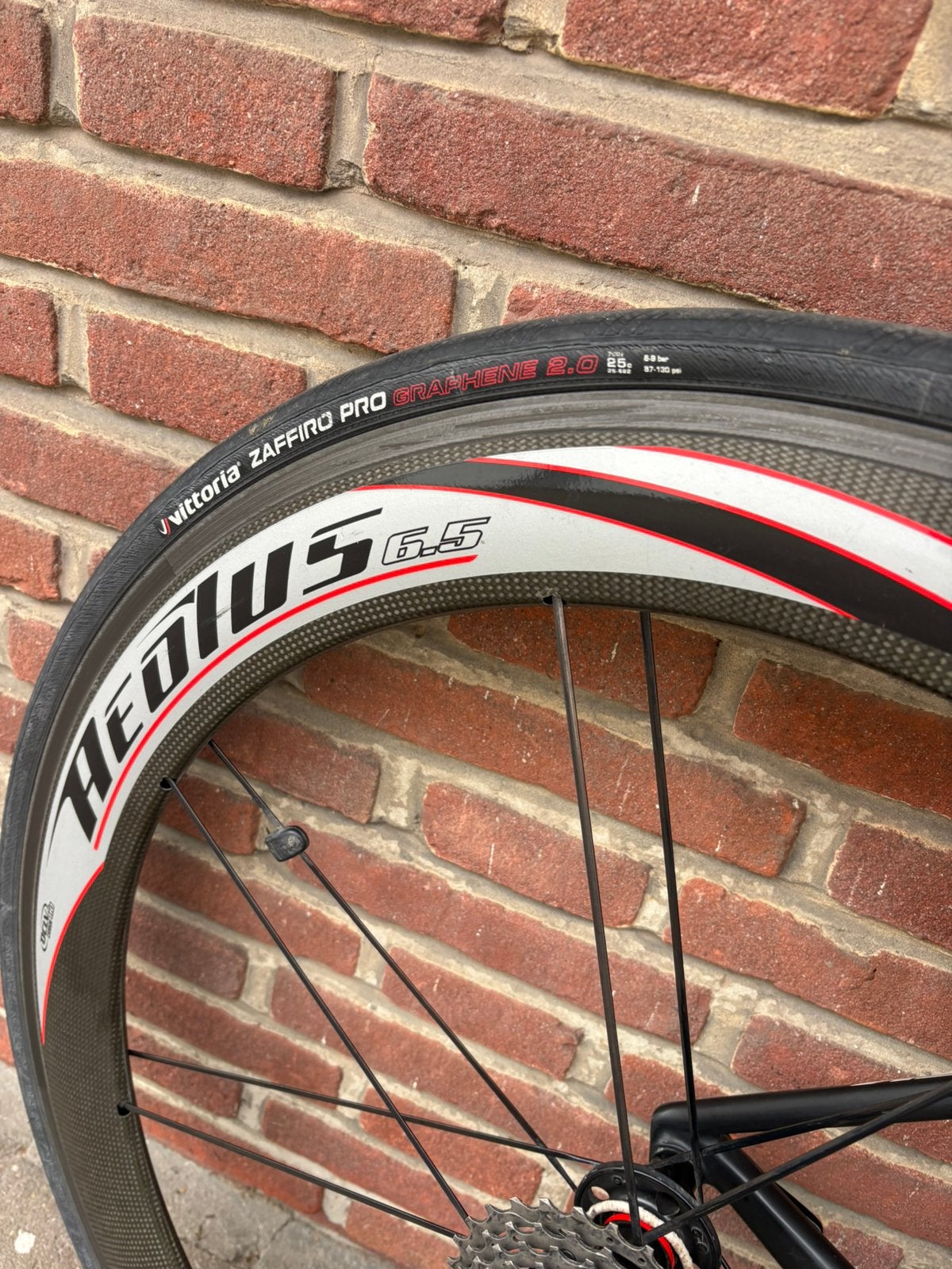Roues Bontrager Aeolus entièrement en carbone, Enlèvement ou Envoi, Comme neuf, Carbone