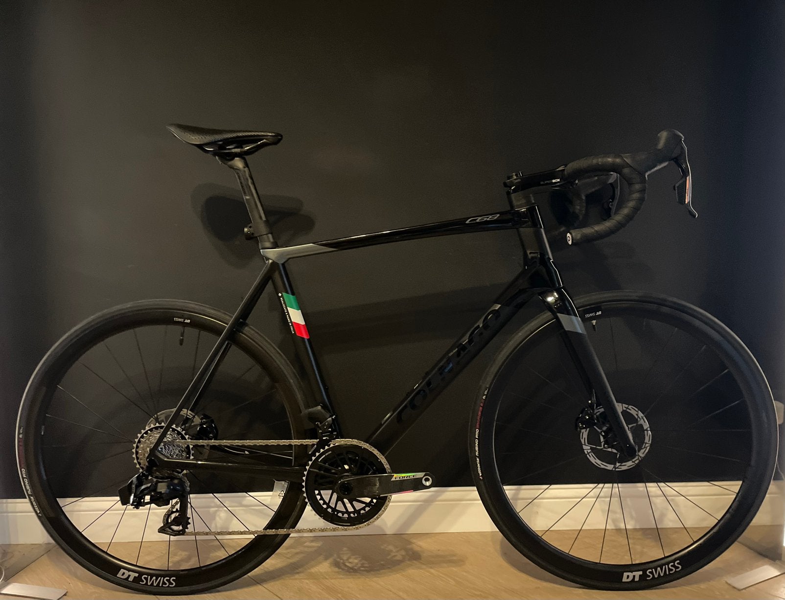 Colnago C68 sram force AXS 12 comme neuf DT Swiss, Colnago, Enlèvement ou Envoi, Colnago, Comme neuf