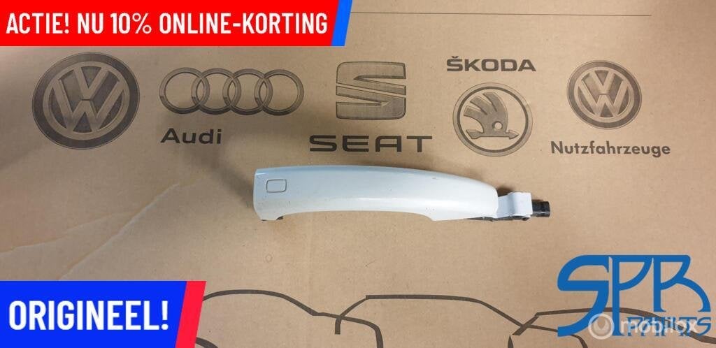 AUDI A5 A4 B8 Q3 8U DEURGREEP Portiergreep LINKS 8T0837205A, Audi, Gebruikt, Audi, Ophalen of Verzenden