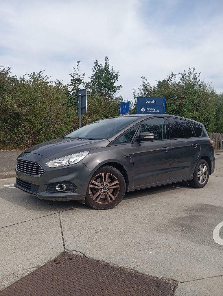 Ford S-MAX,2017, 2.0diesel, 190.000km, Argent ou Gris, Euro 6, Cruise Control, Boîte manuelle