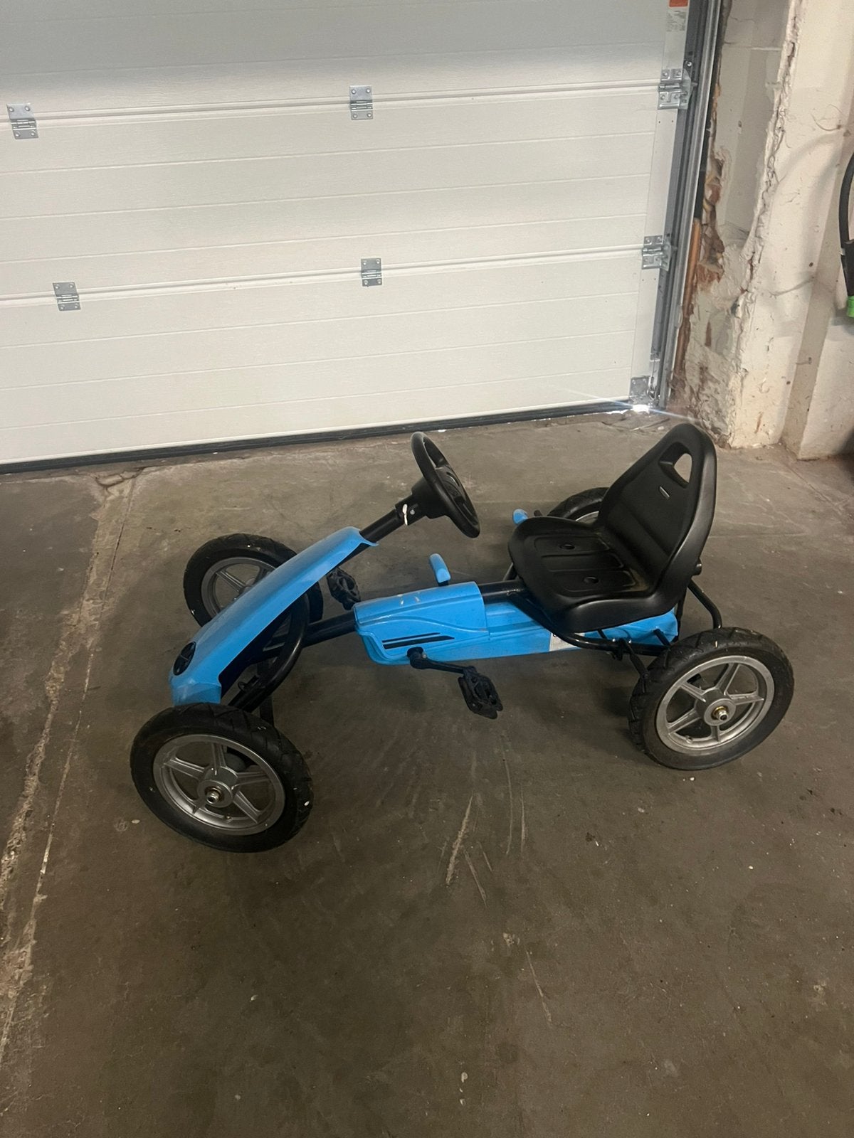 Pedaalwagen go car, Kinderen en Baby's, Speelgoed | Buiten | Skelters, Ophalen, Zo goed als nieuw