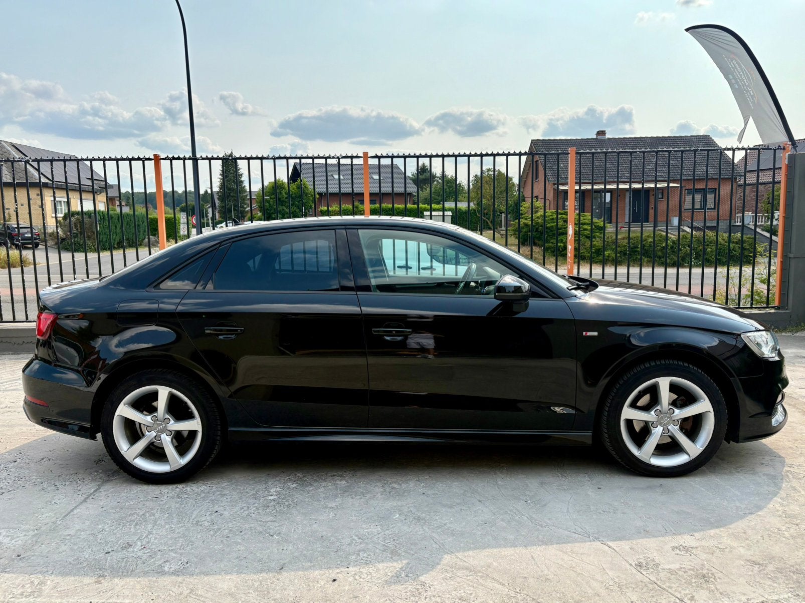 AUDI A3 BERLINE S LINE 1.6CR TDI 110CV EURO 6B XÉNON GPS JA, Achat, Euro 6, Entreprise, Boîte manuelle