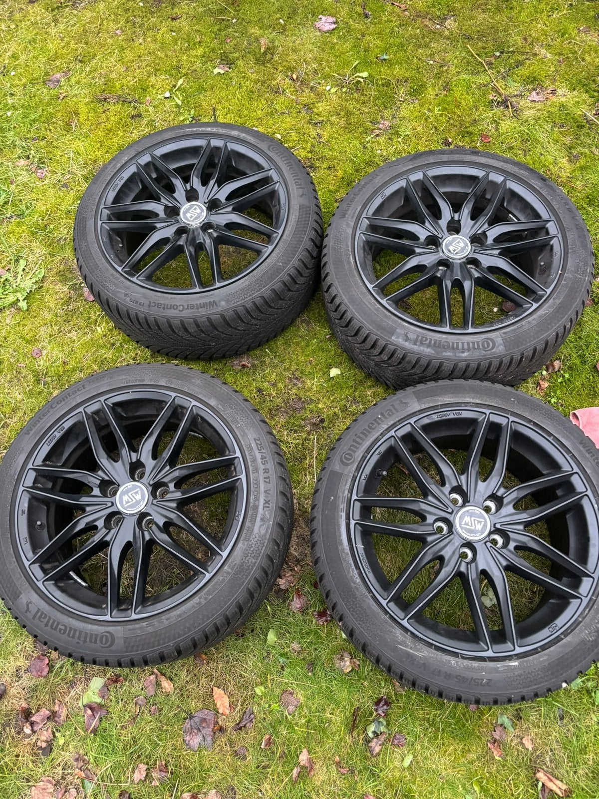MZW velgen met splinternieuwe winterbanden voor Mercedes CLA, Ophalen, Zo goed als nieuw