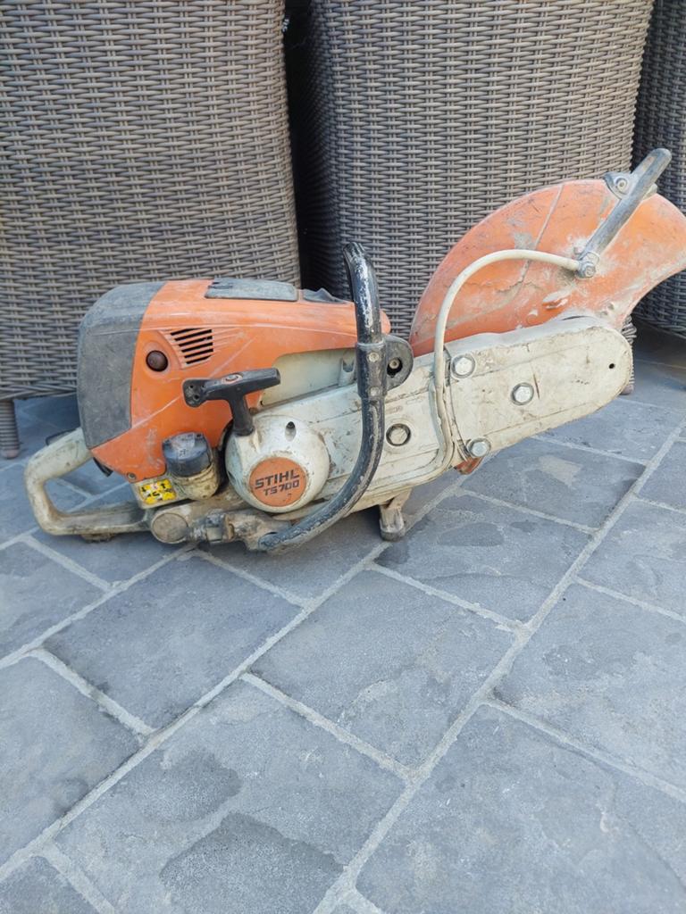 Doorslijper stihl ts 700, Doe-het-zelf en Bouw, Gereedschap | Zaagmachines, Ophalen