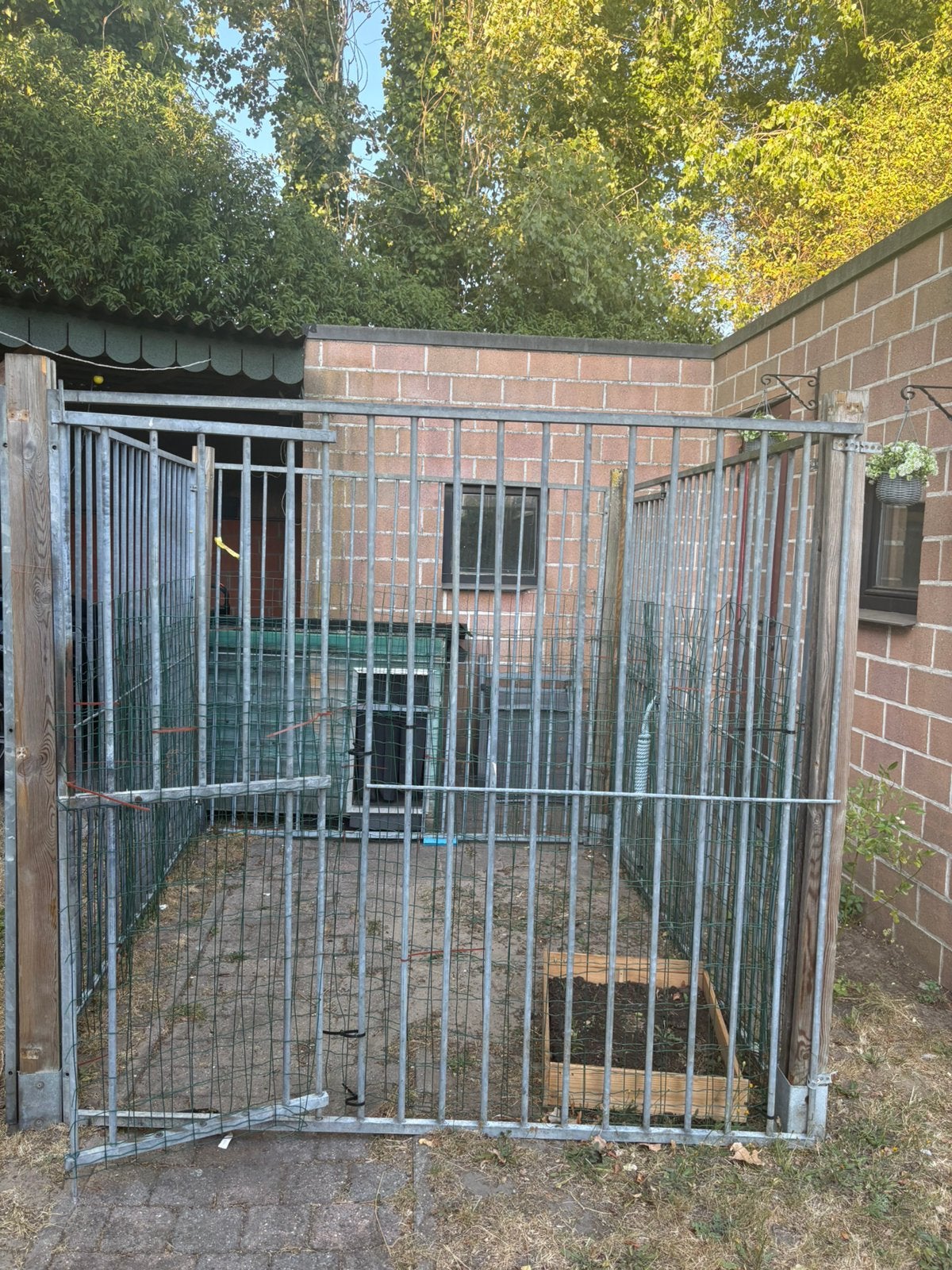 Chenil pour chien à vendre, Comme neuf, Enlèvement, 100 cm ou plus, Chenil chien