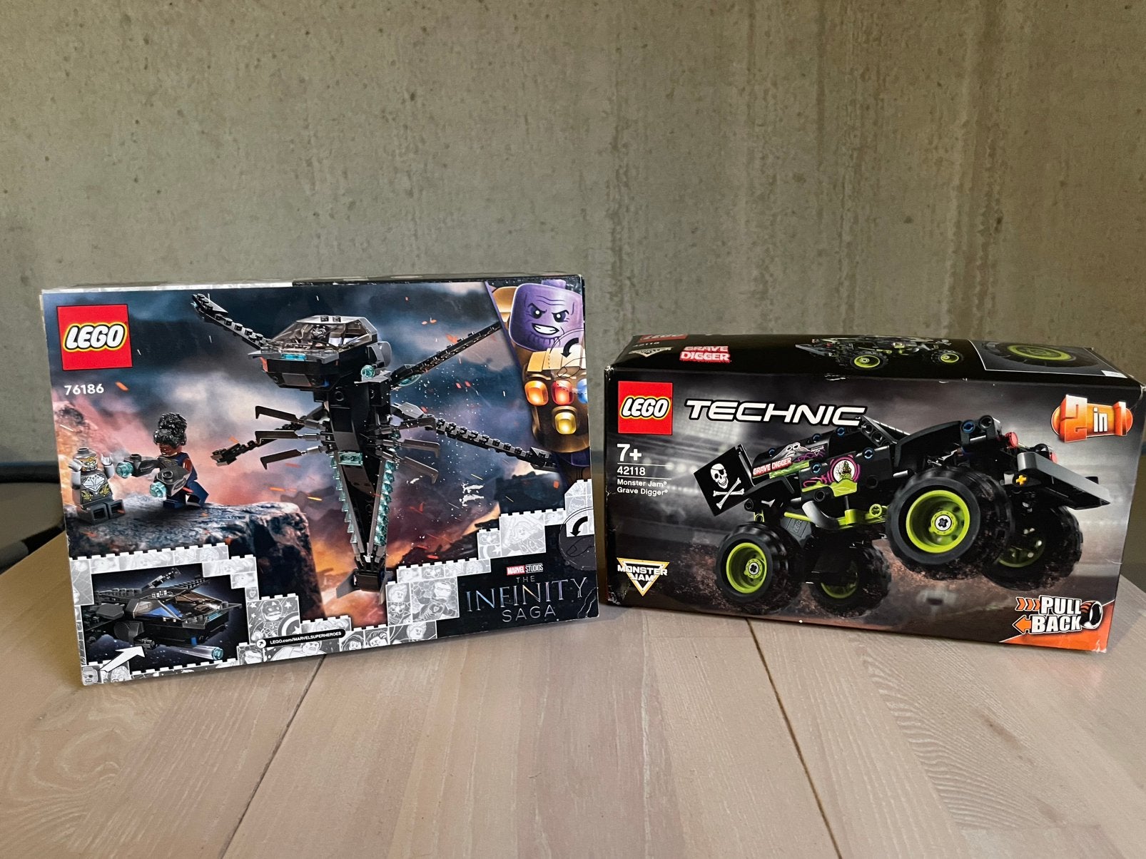 Lego 2 stuks lego technic monster jam + lego infinity saga, Kinderen en Baby's, Ophalen, Lego, Nieuw, Complete set