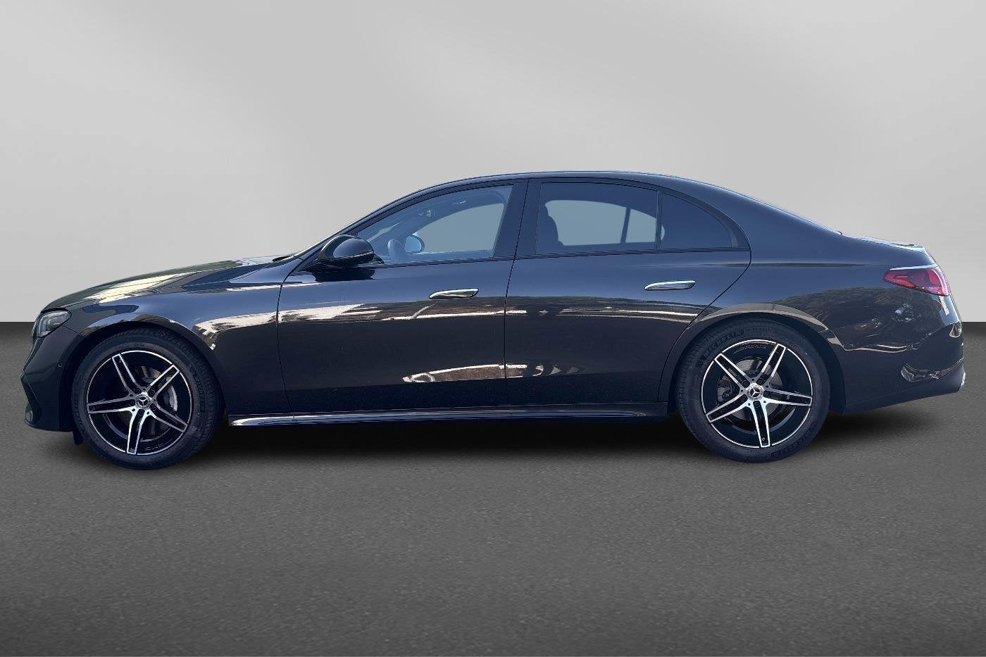 Mercedes-Benz Cars E-Klasse 200 AMG Line, Auto's, Mercedes-Benz, Automaat, Gebruikt, 4 cilinders, 149 g/km