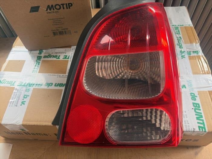 Achterlicht rechts van een Renault Twingo, Gebruikt, -, Renault, -