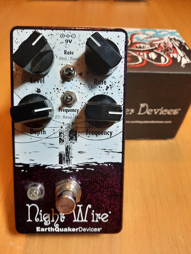 Earthquaker Devices Night Wire  chorus flanger phaser  trem, Muziek en Instrumenten, Ophalen of Verzenden, Zo goed als nieuw, Chorus
