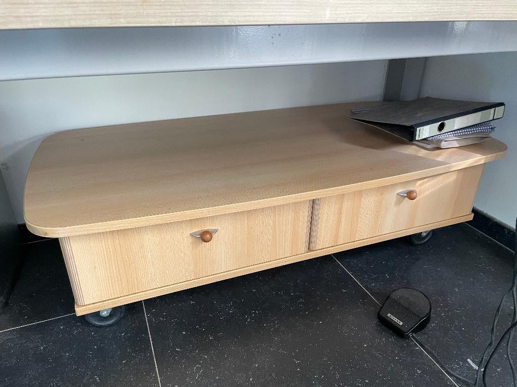 speeltafel op wielen voor kinderen, Kinderen en Baby's, Kinderkamer | Tafels en Stoelen, Ophalen, Zo goed als nieuw, Tafel(s)