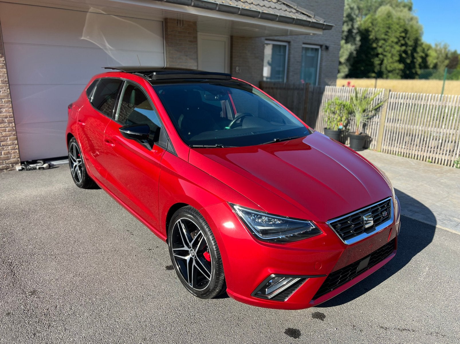 Seat Ibiza 1.0 TSI FR toit panoramique Beat Audio 60.000 klm, Autos, Rouge, Euro 6, Boîte manuelle, 5 portes