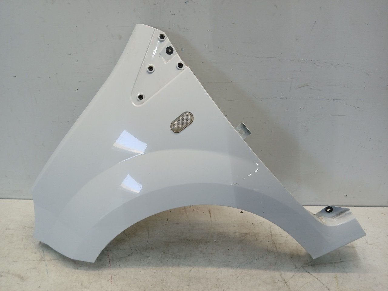 Spatbord links voor Renault Twingo, Onderdelen@venauto.nl, Van der Ven Autorecycling B.V., Ettenseweg 76, 4706 PB Roosendaal, The Netherlands