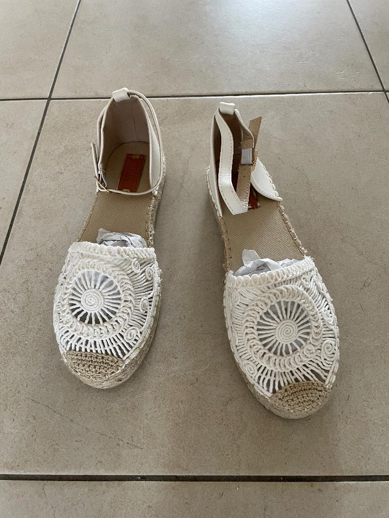 Espadrilles neuve - taille 41, Enlèvement, Neuf, Beige, Espadrilles