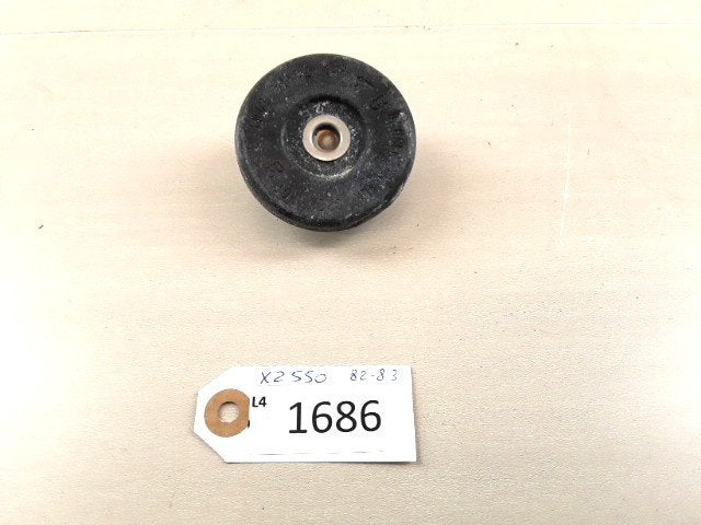 XZ550G 1982 - 1983 Yamaha Radiator Stop D1-37639