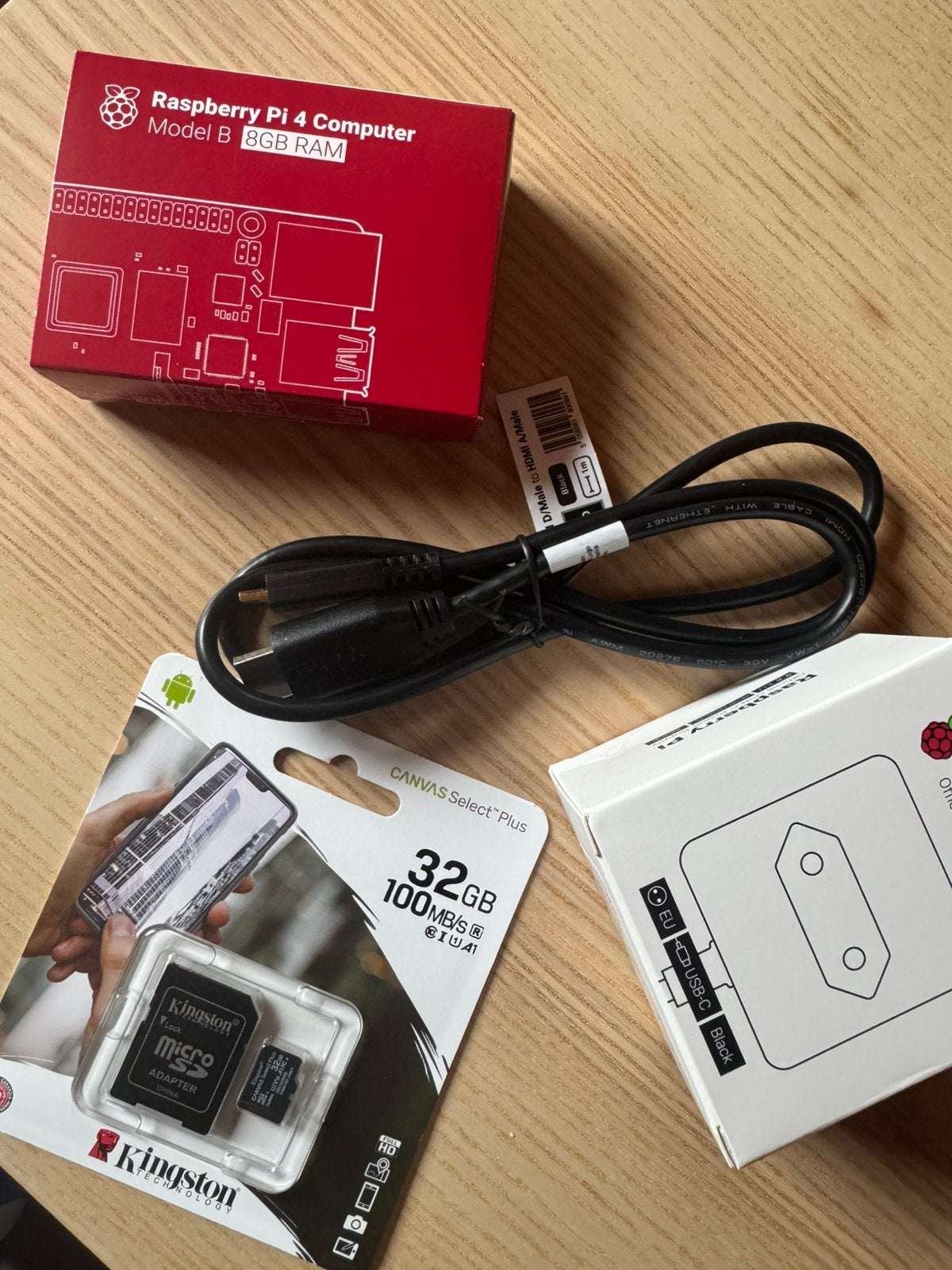 rasberry pi 4 8gb complete kit nieuw in verpakking, Ophalen, Nieuw