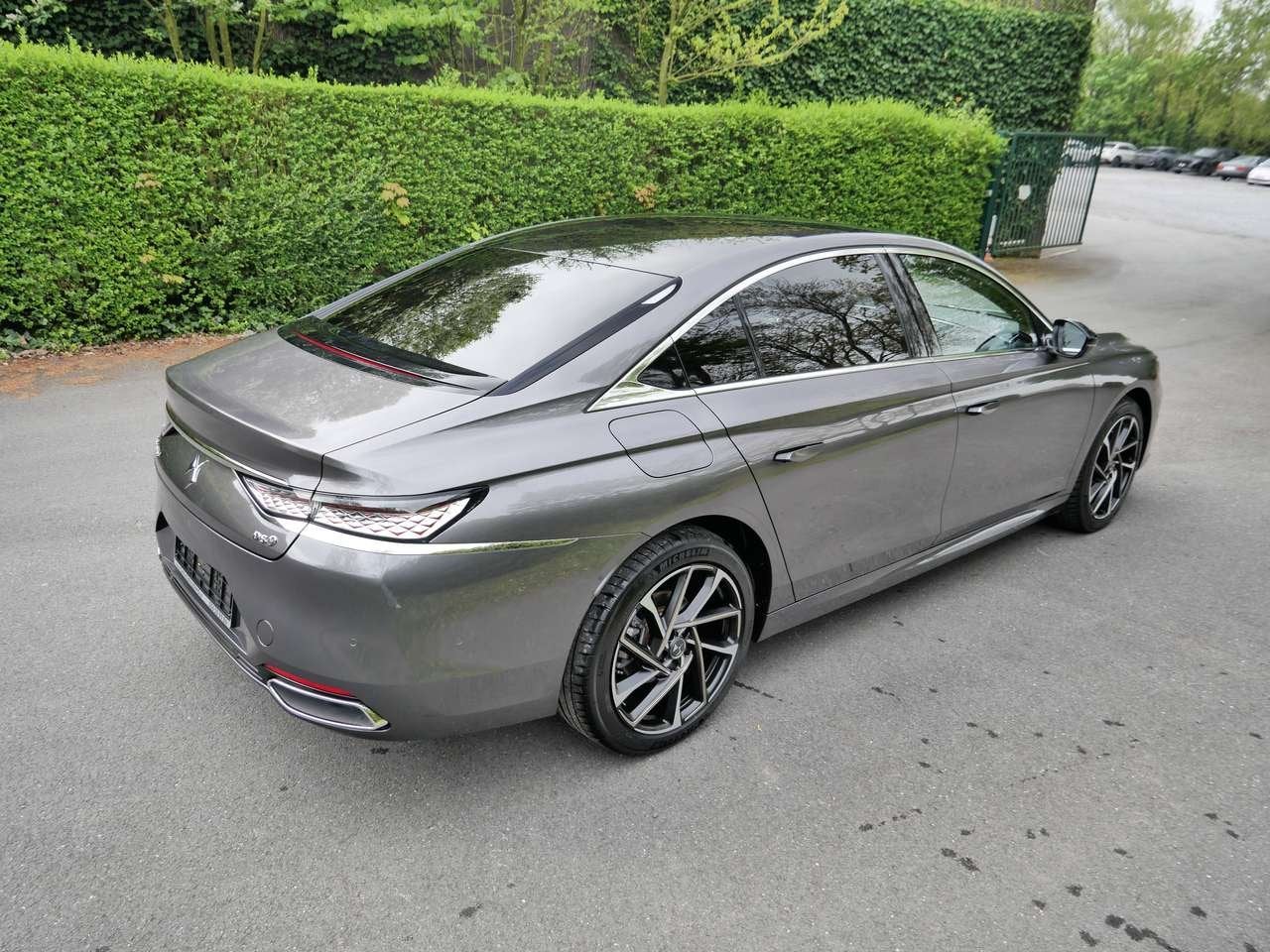 DS Automobiles DS9 PHEV  250 pk  Rivoli+garantie tot 60ste, Autos, Argent ou Gris, 0 kg, Noir, Automatique