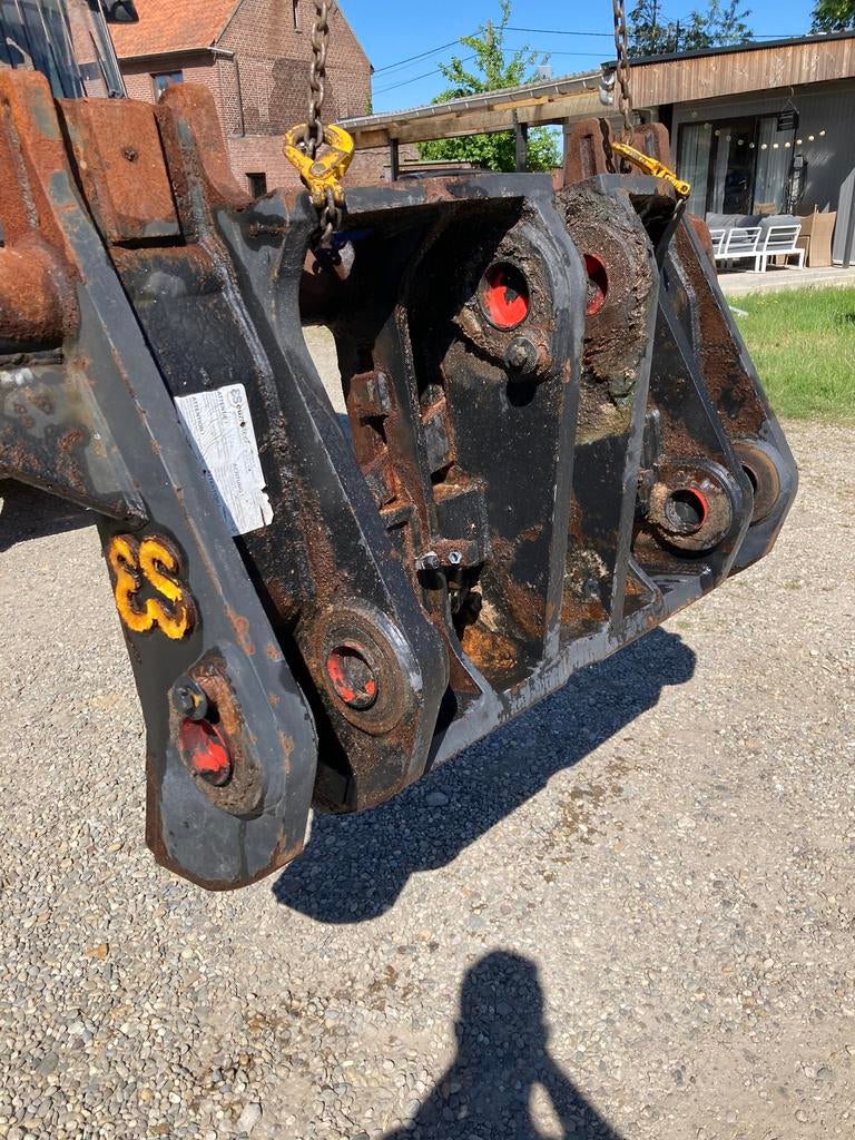 Snelwissel EuroSteel HKO 2000 wiellader, Ophalen