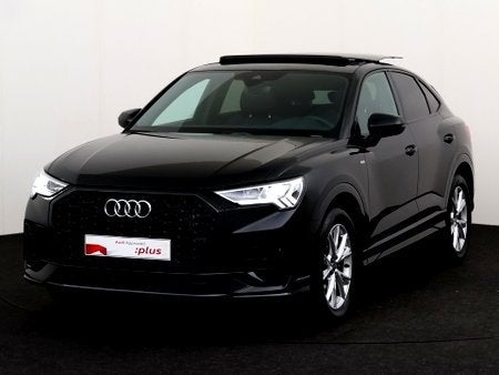 Audi Q3 Sportback S-Line 35 TFSI 150 PK S-tronic / Open Dak, Autos, 152 g/km, Automatique, Essence, Détection des panneaux routiers