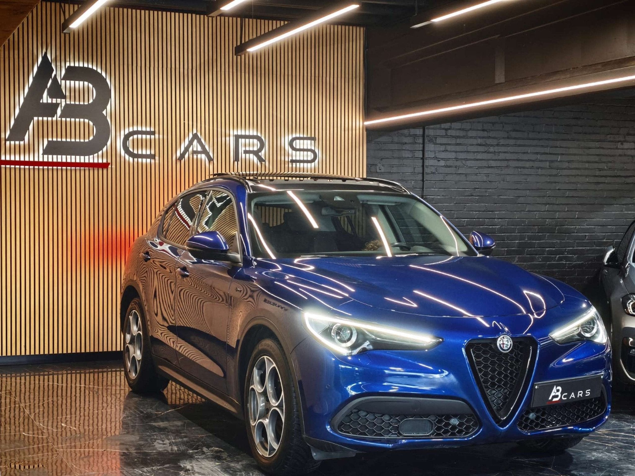 Alfa Romeo Stelvio 2.2MJD SPRINT * GARANTIE 12 MOIS *, Auto's, Alfa Romeo, Automaat, Euro 6, 4 cilinders, Blauw