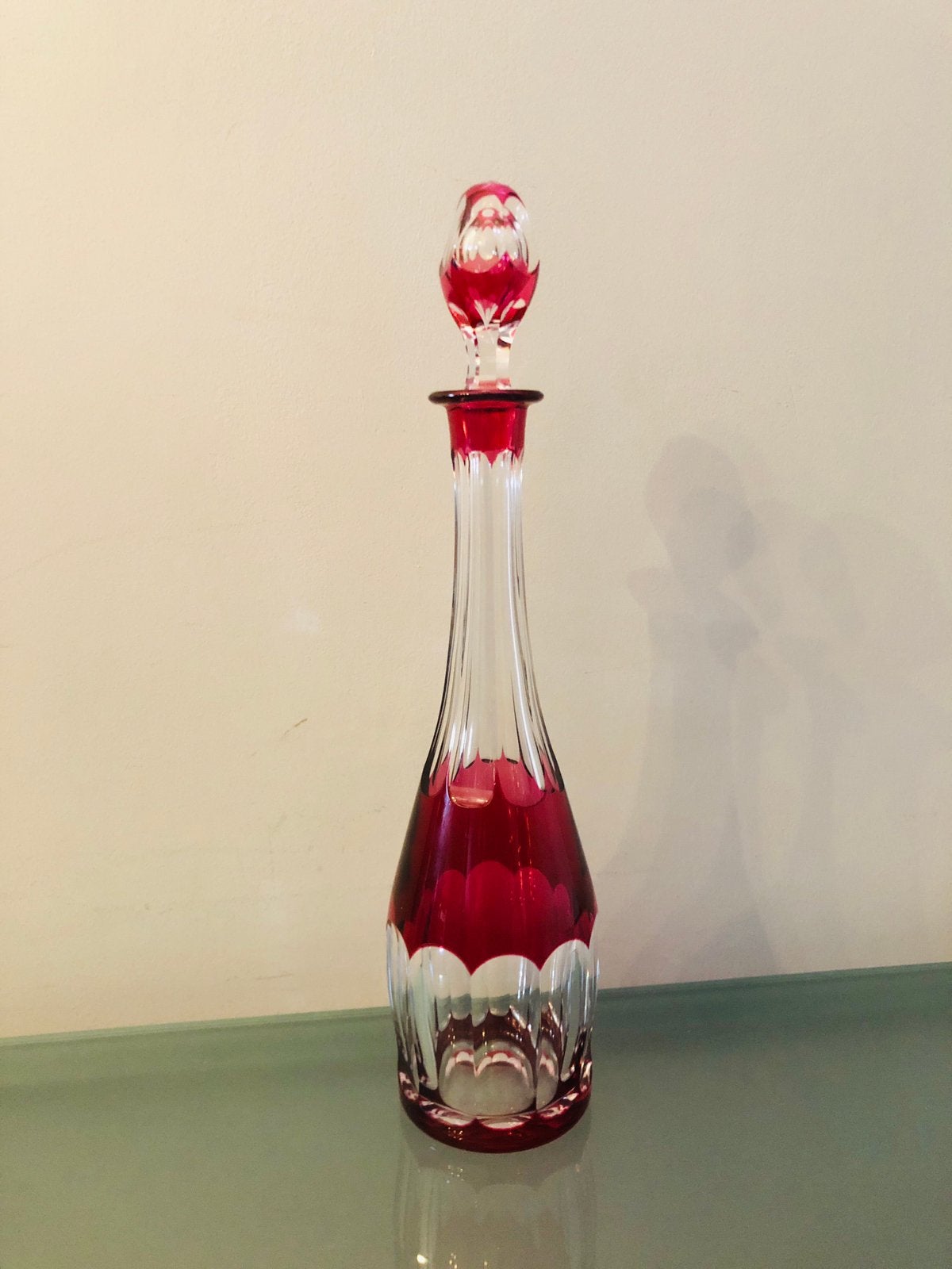 Grande carafe en Val saint Lambert. H 42 cm......, Antiquités & Art, Enlèvement