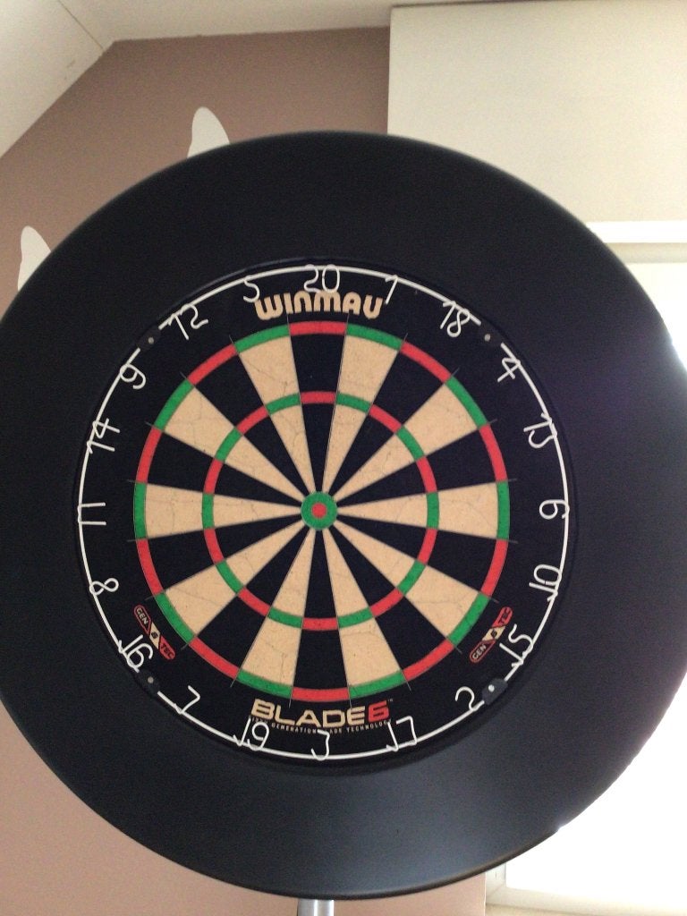 Dartbord, Sports & Fitness, Enlèvement, Comme neuf, Cible de fléchettes
