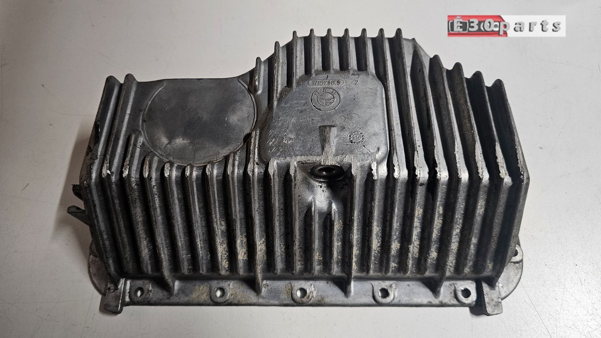 Carterpan voorzijde klein M40  BMW 3 serie E30 11131715266 1, -, Origine de la pièce connue, Utilisé, -