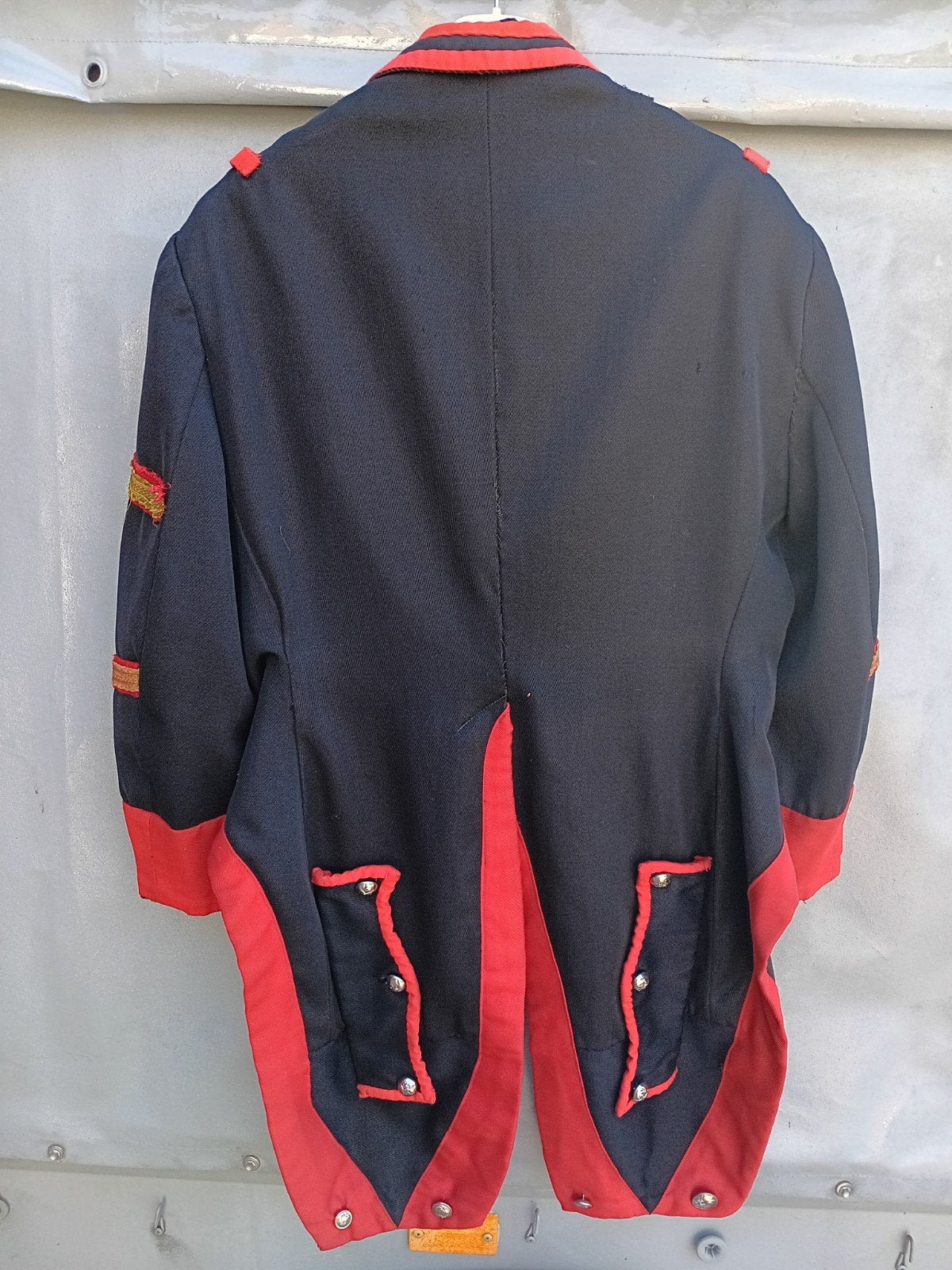 Uniforme 46, Enlèvement, Uniforme, Porté, Taille 46 (S) ou plus petite