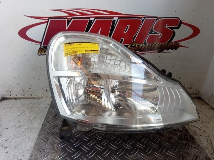 Phare droit d'un Renault Modus, Autos : Pièces & Accessoires, -, Renault, -, 3 mois de garantie